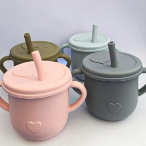 Vaso con tapa y sorbete, todo silicona SHURITA (Baby silicone tableware)