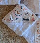 TOALLON CON CAPUCHA - MEDIDA 75 X 75 - LIBELULA